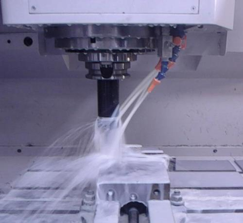 切削液是用來做什么的?